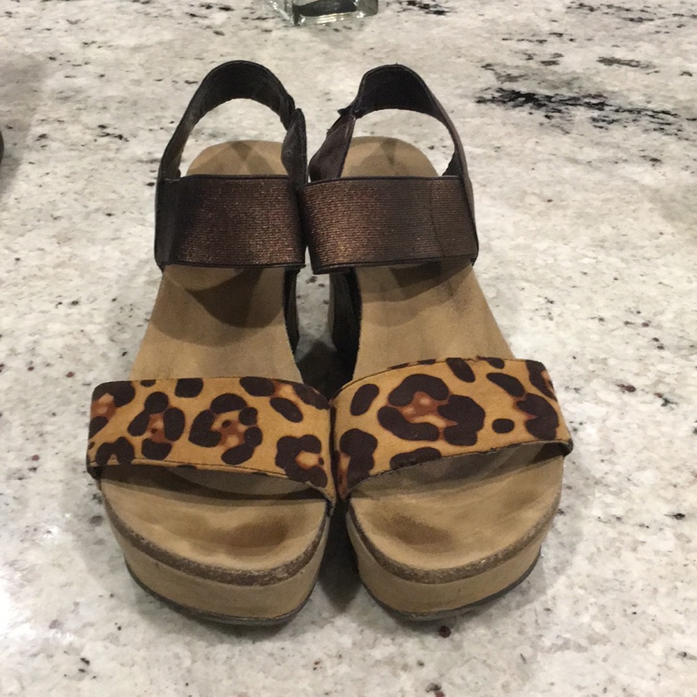 Pierre Dumas Leopard Platforms